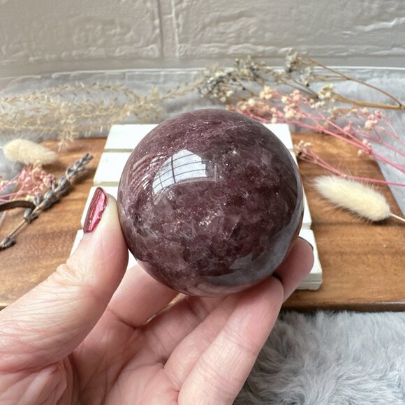 Gorgeous Strawberry Quartz Sphere (B1) - Picture 7 of 7